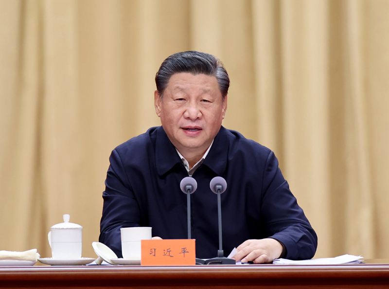 　　1月11日，省部級(jí)主要領(lǐng)導(dǎo)干部學(xué)習(xí)貫徹黨的十九屆六中全會(huì)精神專題研討班在中央黨校（國(guó)家行政學(xué)院）開(kāi)班。中共中央總書(shū)記、國(guó)家主席、中央軍委主席習(xí)近平在開(kāi)班式上發(fā)表重要講話。新華社記者 王曄 攝